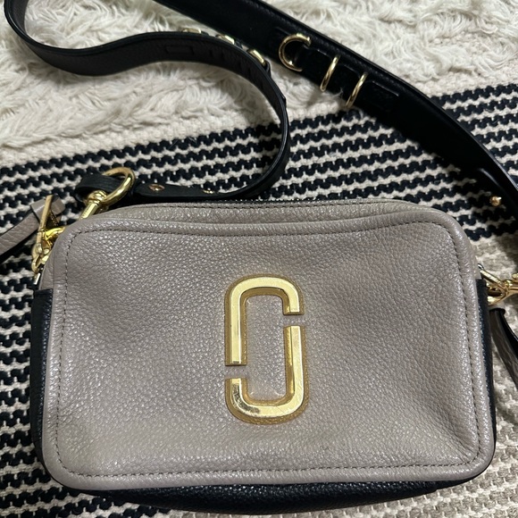 MARC JACOBS Softshot 21 Color Block Leather Crossbody Bag Purse - Picture 1 of 16
